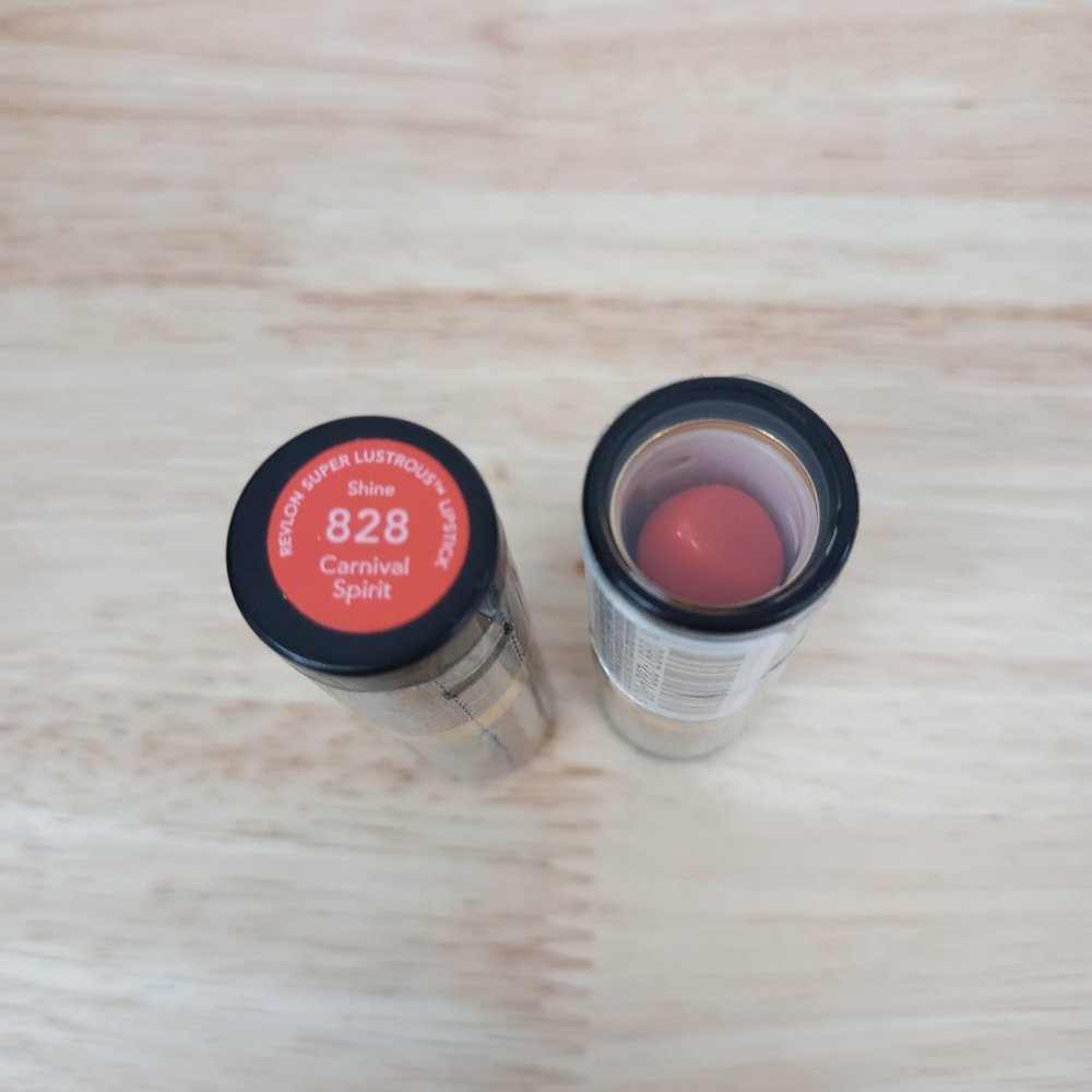 Revlon Super Lustrous Lipstick #828  Duo